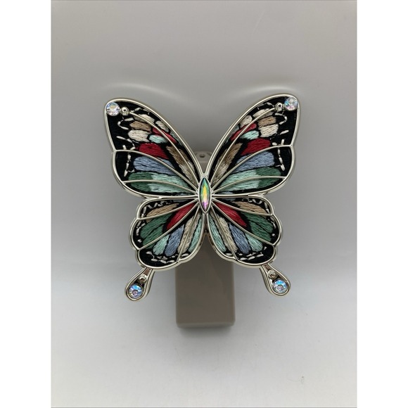BATH & BODY WORKS Embroidered Butterfly Wallflowers Fragrance Plug In New - Picture 1 of 7